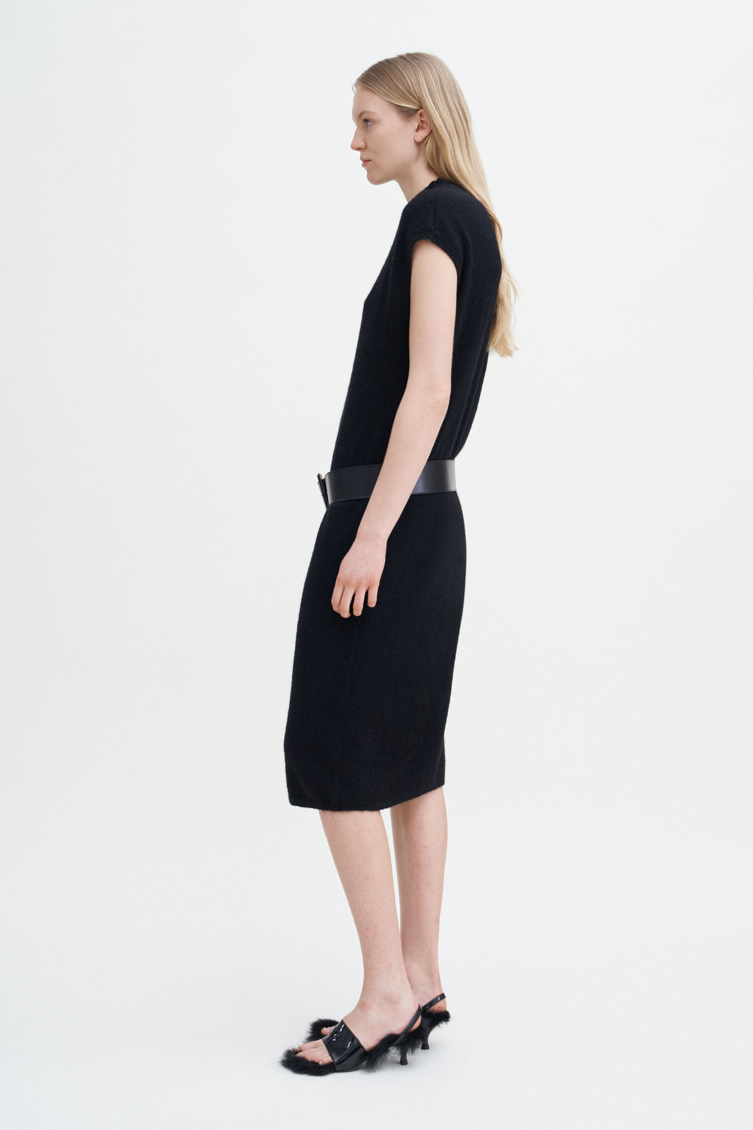Kleid Yak Black