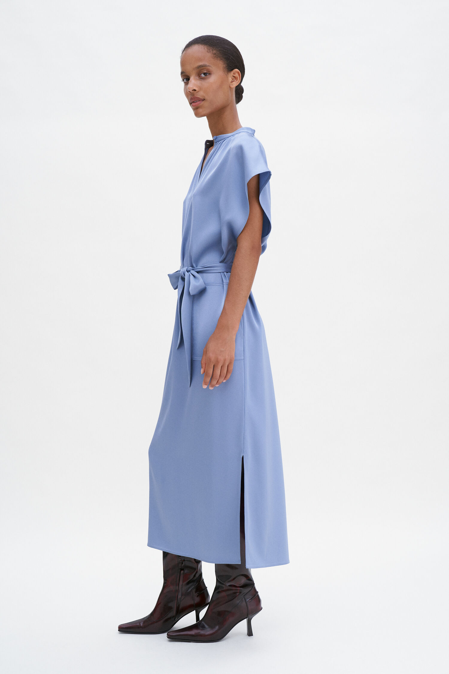Kleid Belted Stand Collar air blue