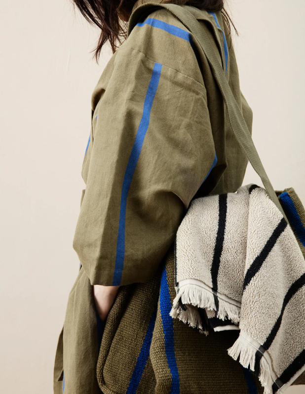 Handtuch ALEE sand/black