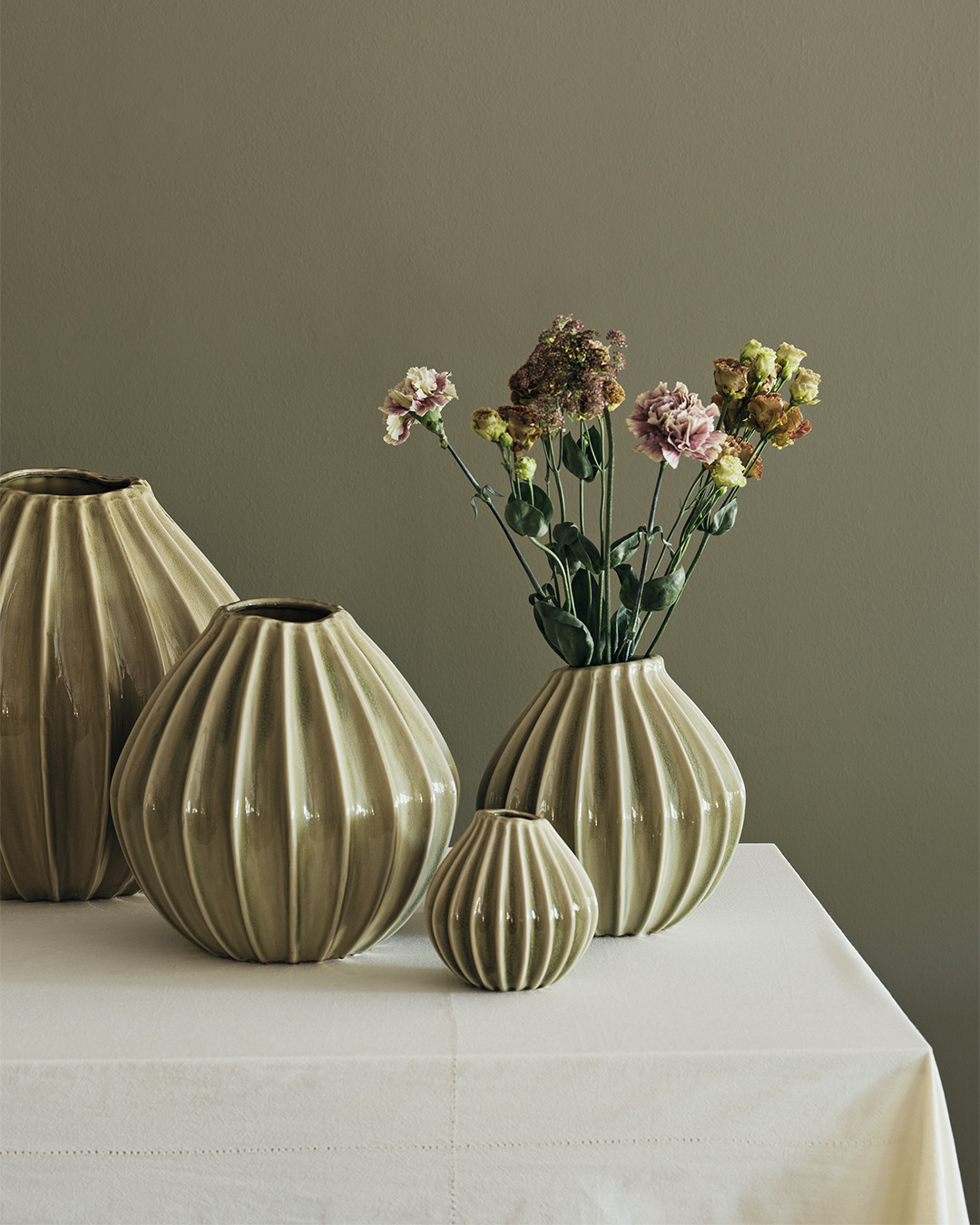 Vase Wide L Dry Sage