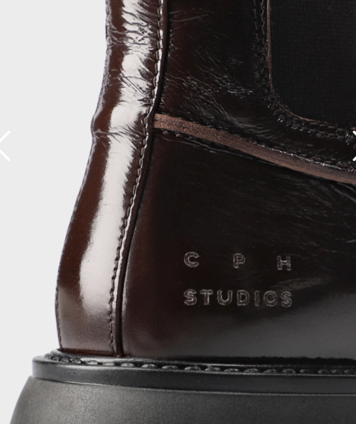 Boots CPH759 patent leather chocolate